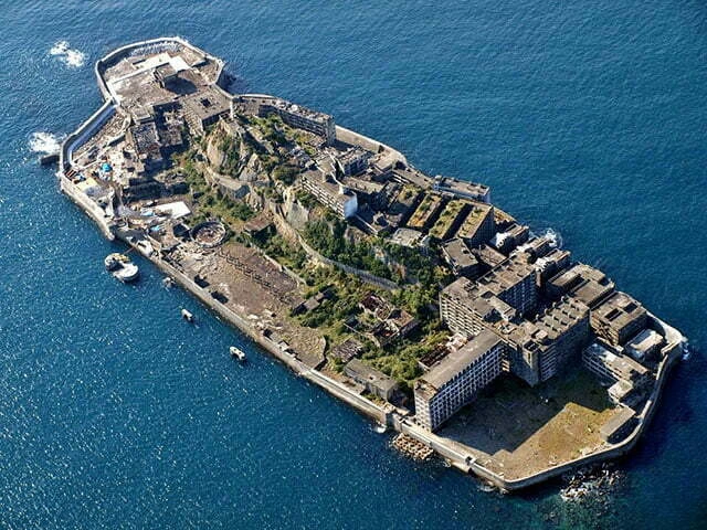 Vista aérea da ilha abandonada de Hashima, Japão, também conhecida como Gunkanjima.