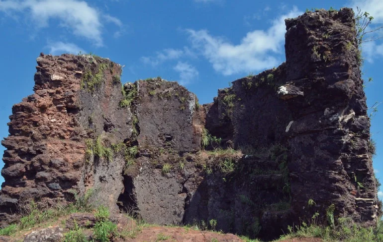 Ruínas do Morro da Queimada, em Ouro Preto, Minas Gerais, um sítio arqueológico que reúne vestígios de residências e lavras de ouro dos séculos XVIII e XIX.